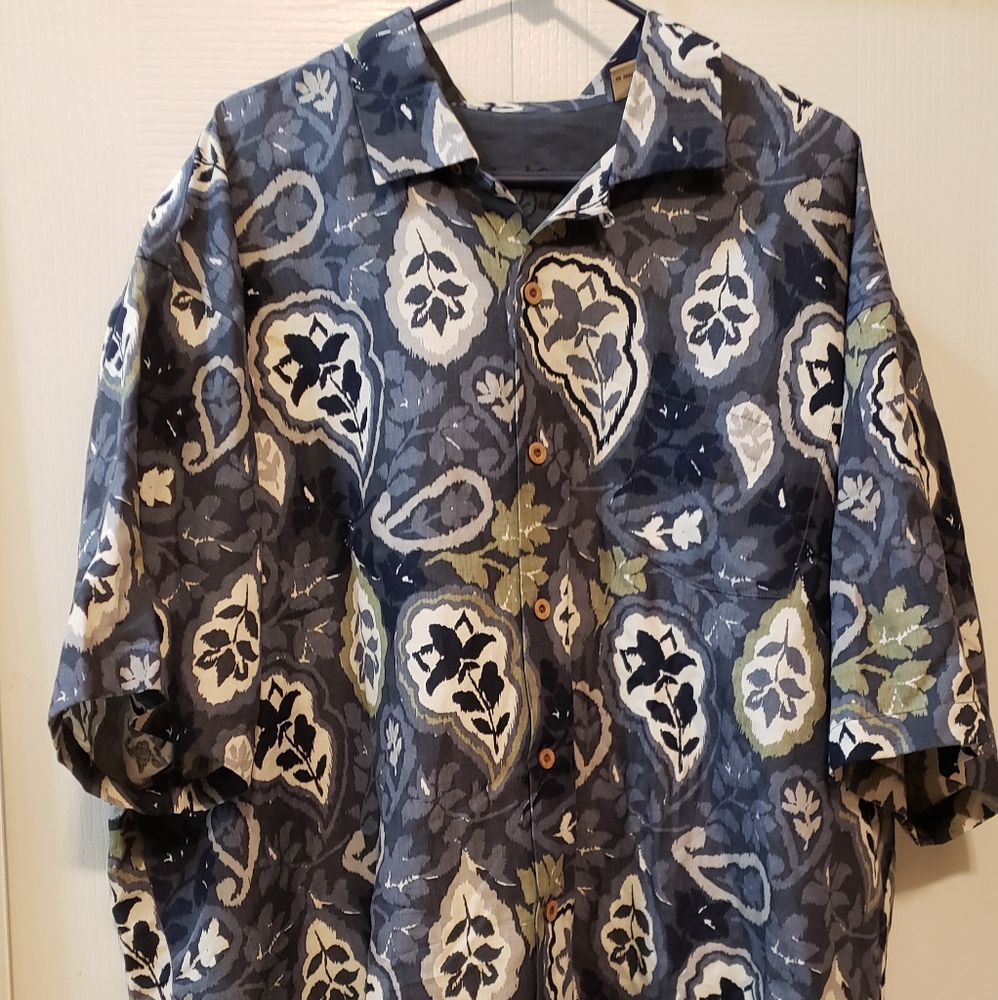 Tommy Bahama  XXL